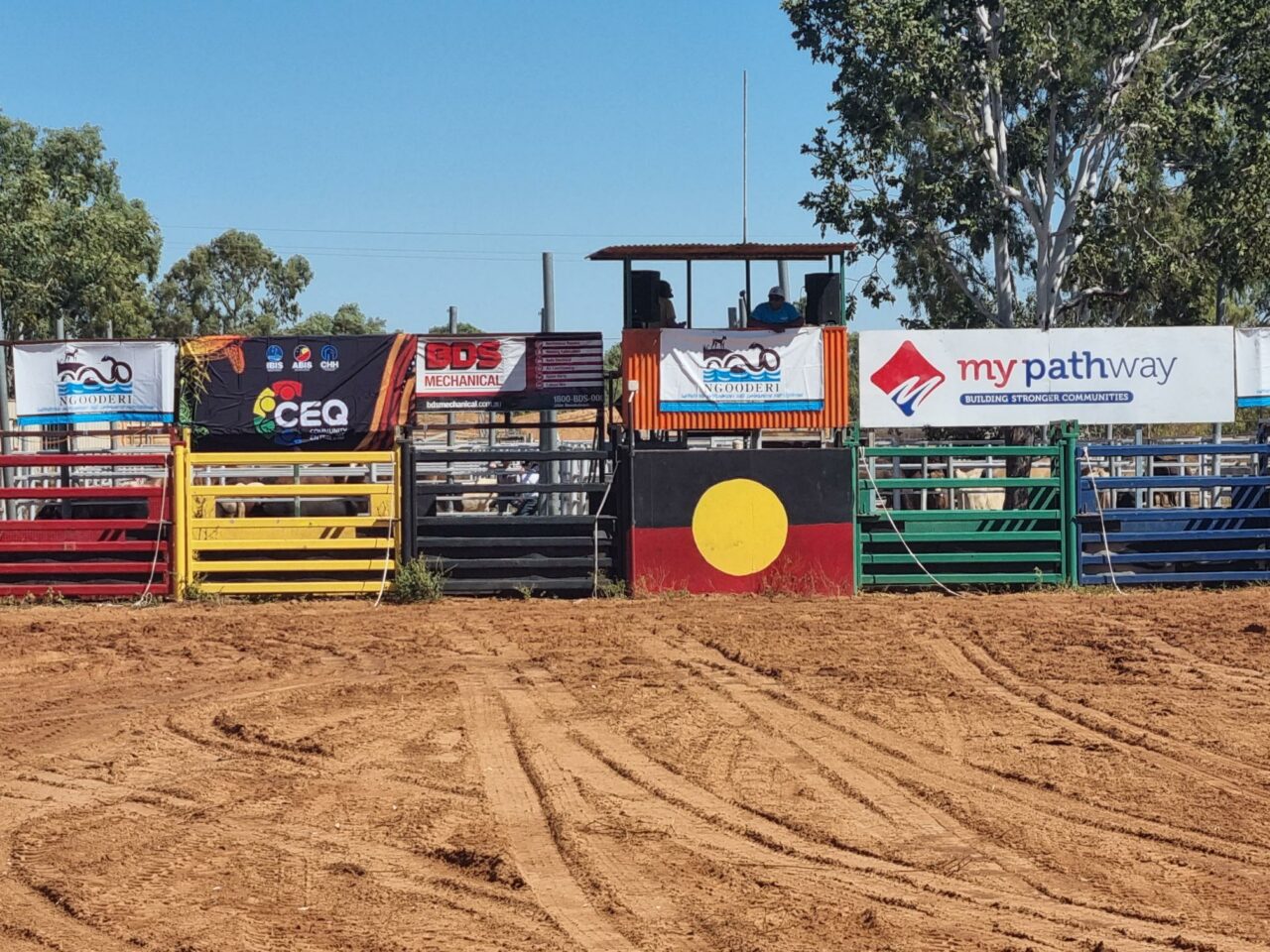 BDS Mechanical Repairs Doomadgee sponsoring the Doomadgee rodeo with a BDS sign on the rodeo fence